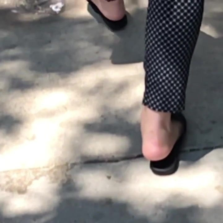 Slow motion feet