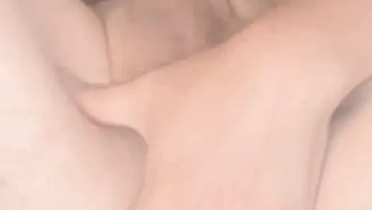 Saf boşalmalar ve meme ucu yalama