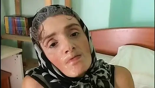 Outdoor granny ass fuck with facial