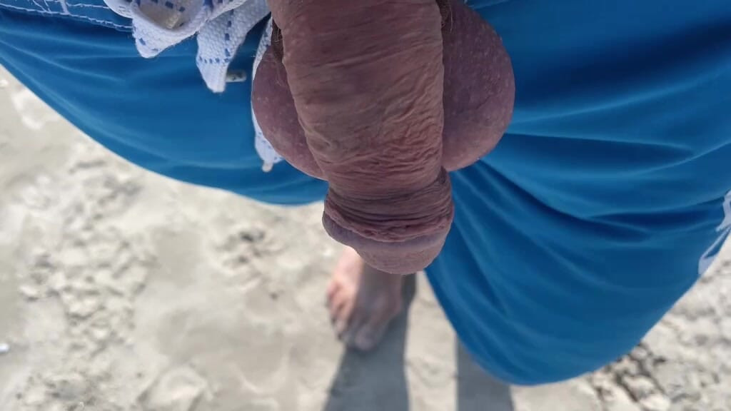 Showing your tail on the beach