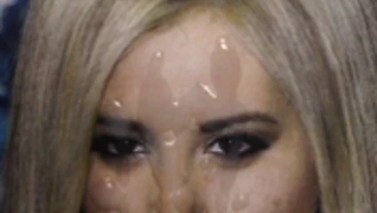 Ashley tisdale boşalma anısına