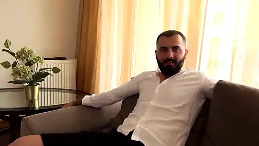 Черный хуище долбит двух шлюховатых сучек двойным раком