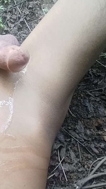 Cumshot hastmaithun jor jor jor se hila raha apne land ko