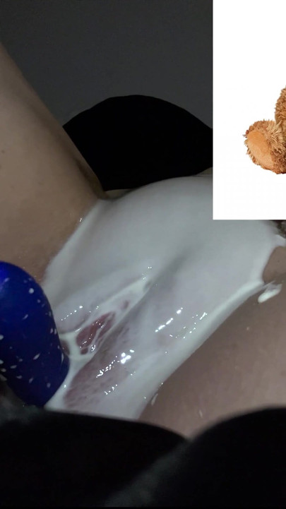 MY STEPSISTER HOME ALONE & MASTURBATES WITH YOGURT-AMATEUR ARABIAN SNOWWHITE-KINKY FOOD FETISH PORN USA LOS ANGELES | Clip 1