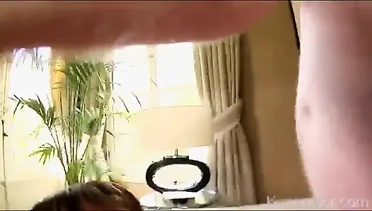 Kianna Dior orta yaşlı seksi kadın jonni darkko ile meme sikişi