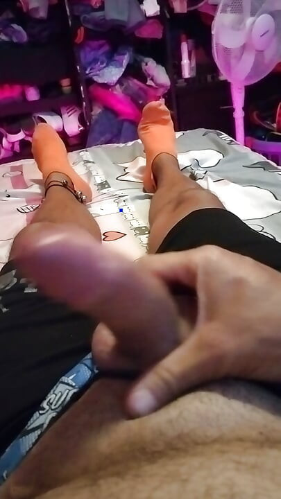 Jerk off in my room with hard dick