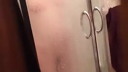 Wexford Irish wife in shower, enjoy all