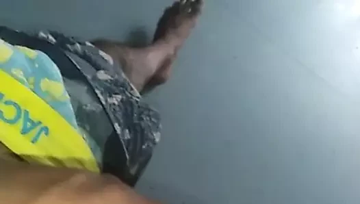 सींग का बना हुआ लड़का