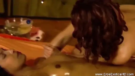 Tantrik lezbiyen enerji borsası