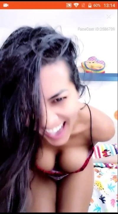 Hot live in facecast