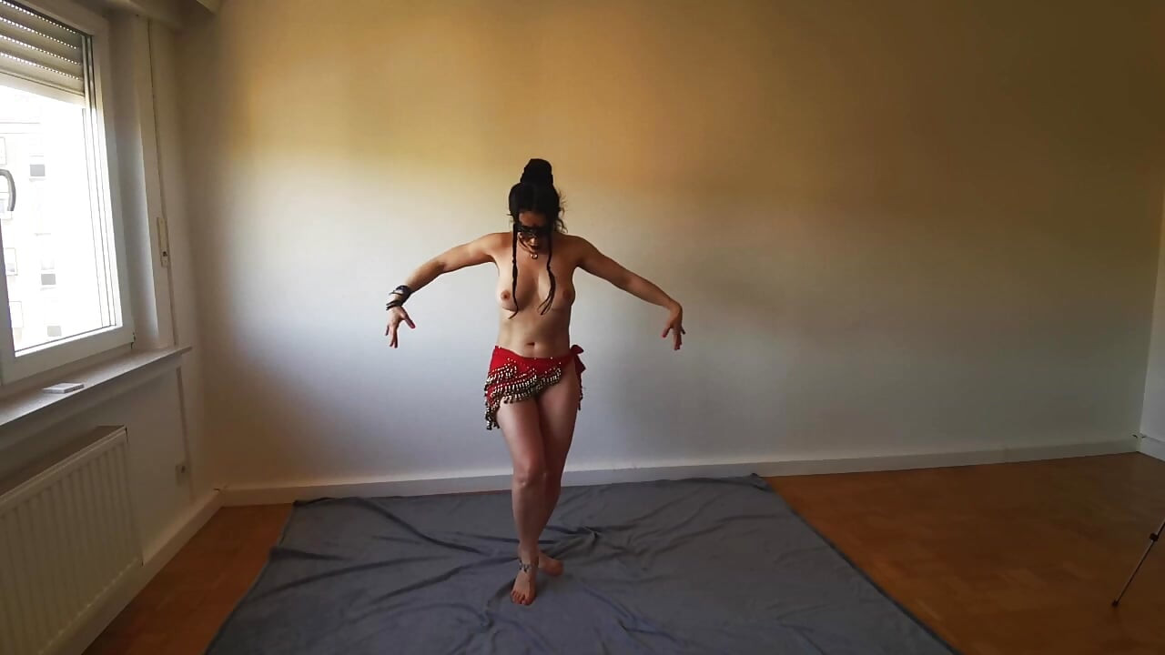 Sexy Arab Slave Performs Hot Dance - Bellydancing Belt Striptease Ends Totally Naked