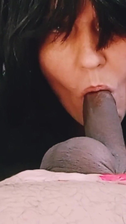 Spektakulärer moment von "black findet weiße stiefmutter"