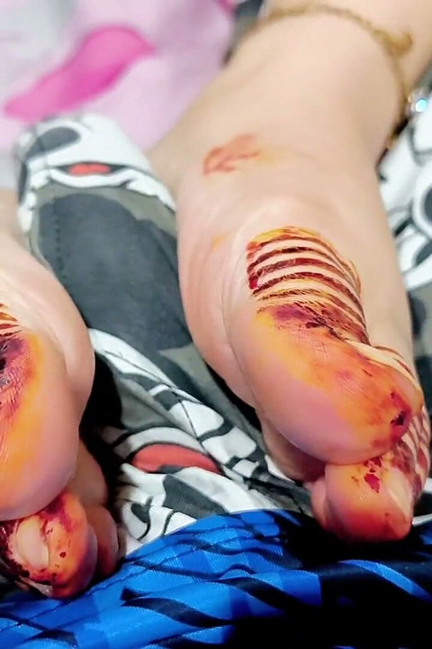 Housewife Feet Her Big Hard Dick Footjoob Dirty Talk in Punjabi