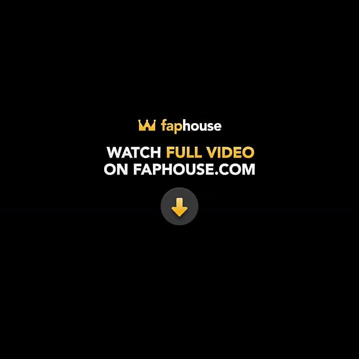 18 year old brunette big saggy tits from New York United States fucking her stepbrother's big tasty dick