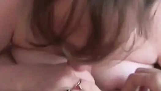 Keterampilan oral manis Brooke babylon