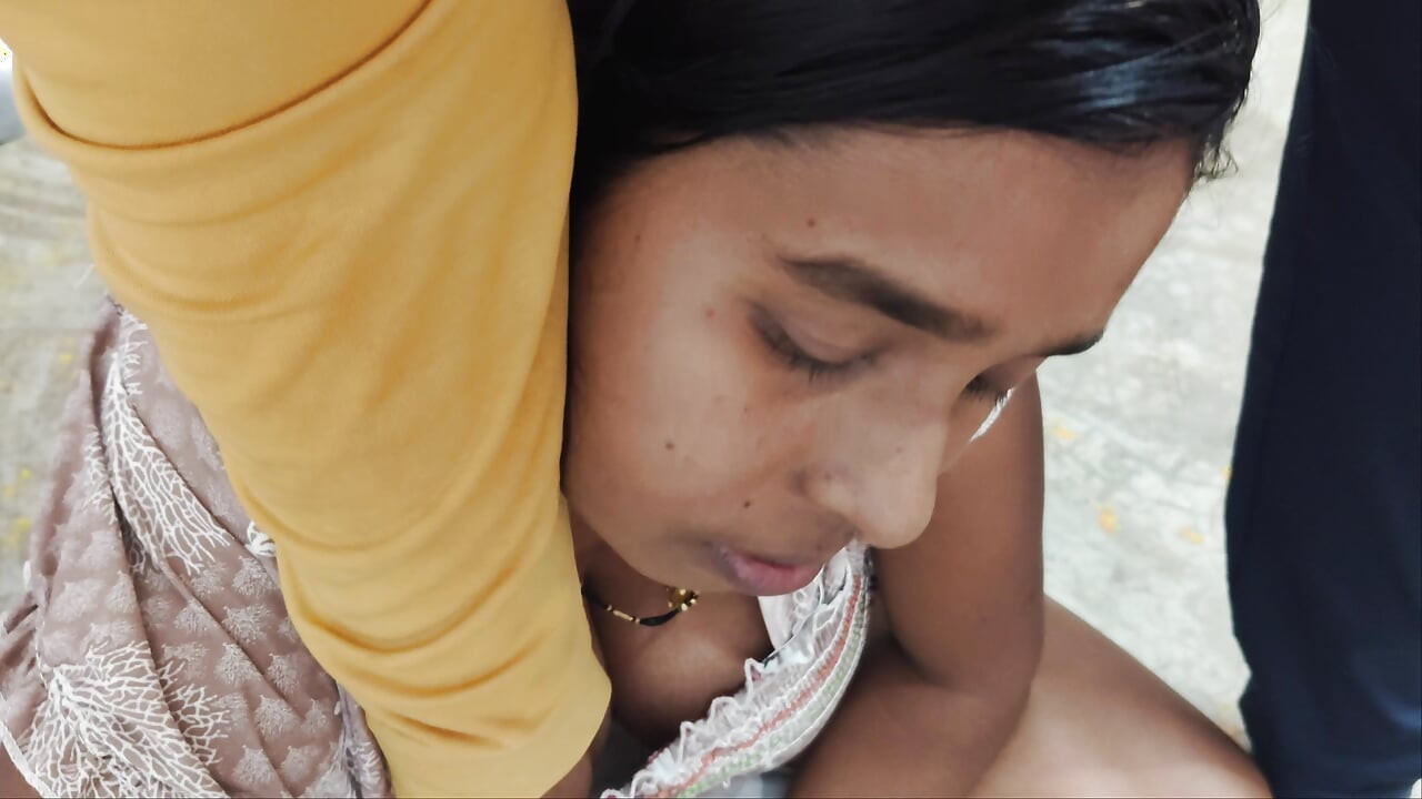 Indian desi Devar and bhabhi full Hindi romantic video - bhabhi showing boobs and pussy.