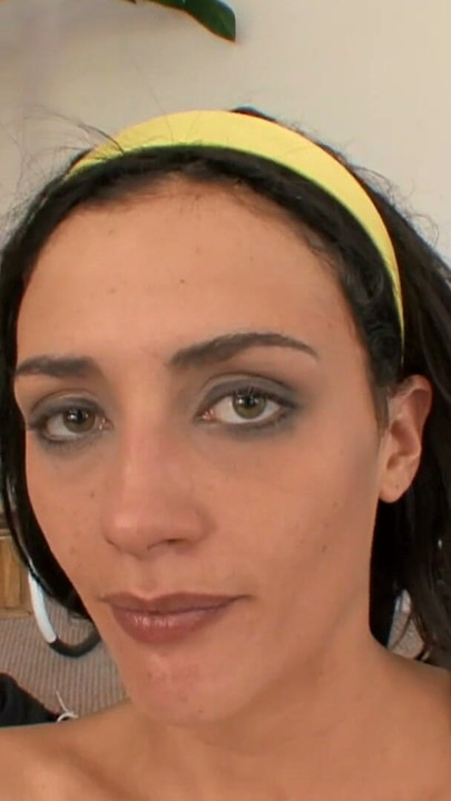 Tight sports outfit makes the trainer horny | Clip 3