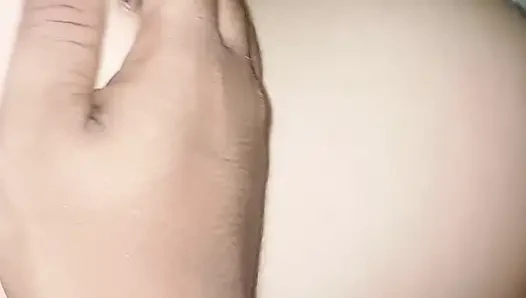 Meine Freundin spielt wirklich gerne im Bett