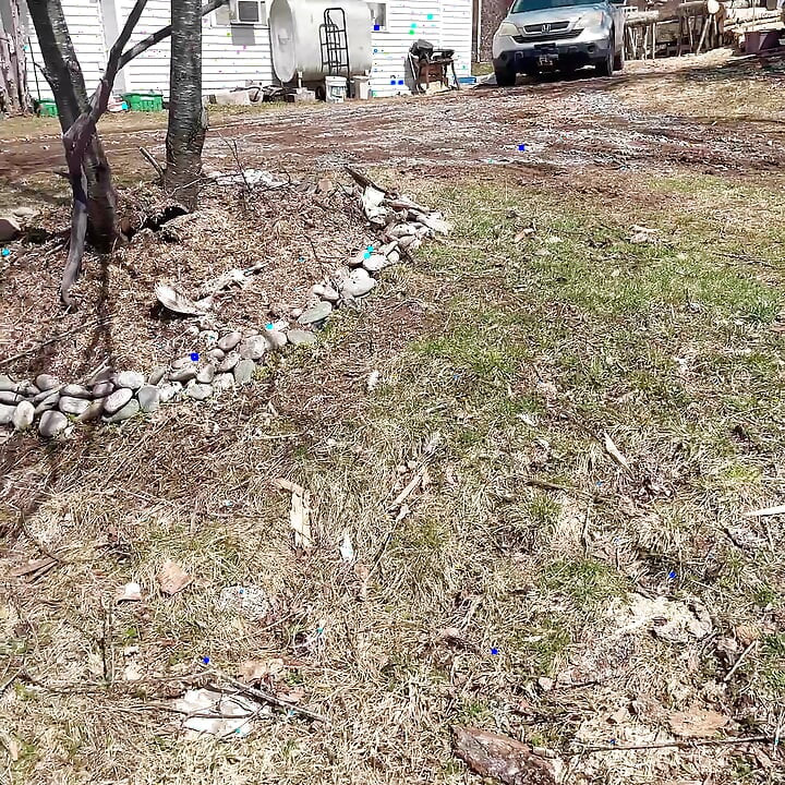 pee on the ground near truck wheel