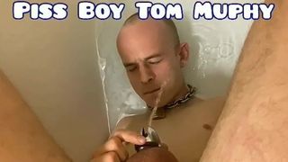 Tom vindt het heerlijk om ontmaskerd te worden