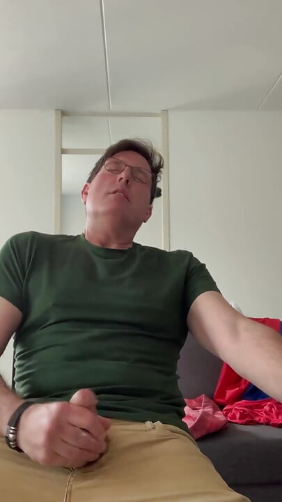 Jerking-off at Home, Nice Cumshot
