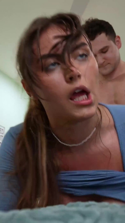 Mypervyfamily - aşırı başarılı üvey kız kardeş de azıyor! - Selina Bentz | Klip 3