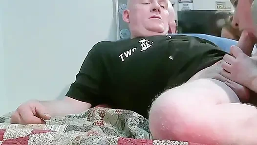 Красотка Брукс получает удивительный минет от Zoey Portland