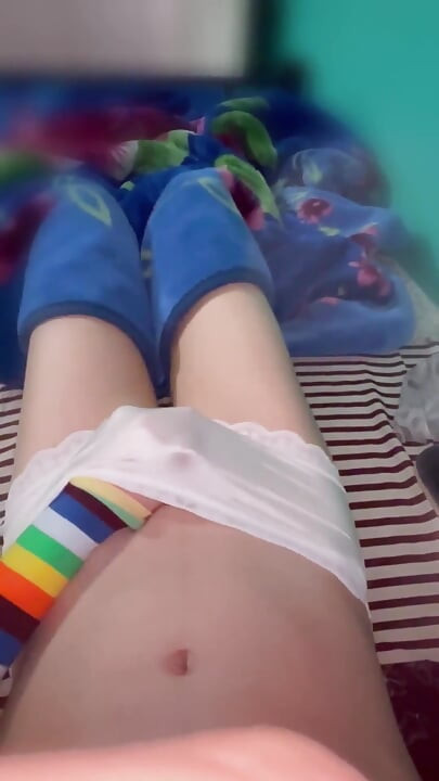 Slatka mlada cumshot