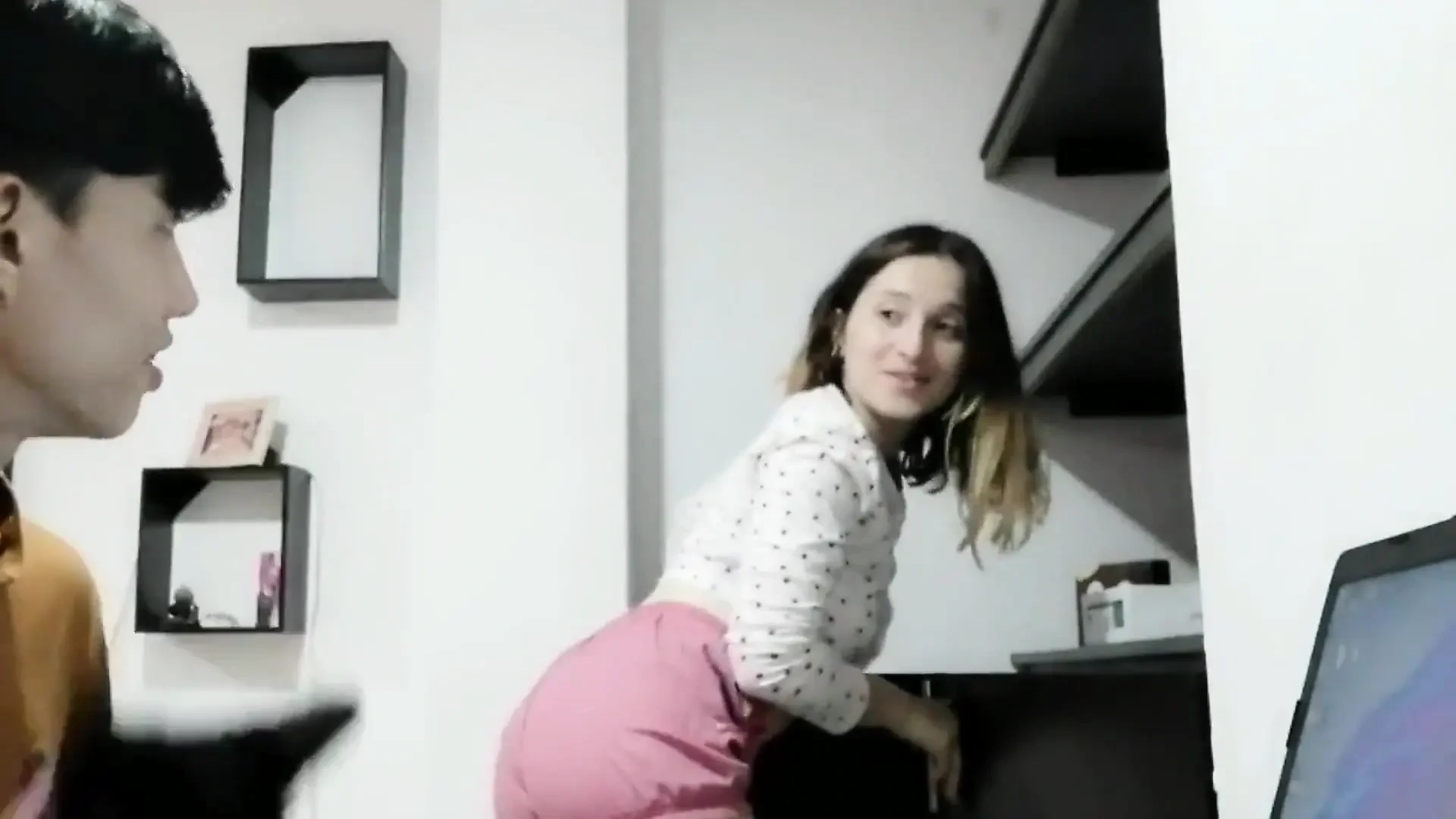 I HAVE TO ASK VI NEIGHBOR THE COMPUTER FOR HELP AND PAY HIM WITH SEX PART 1