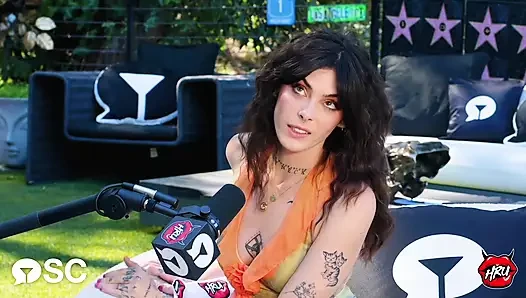 Genna james dientot habis-habisan sama salah satu rising star terpanas di webcam