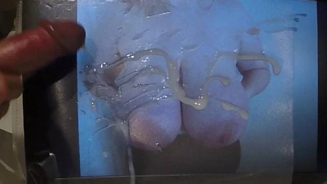 Cum tribute for Sara