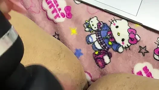 Very hot mom masturbates very delicious until she cums