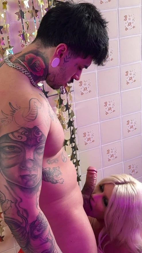 Fucked the Blonde From the Bathroom During Halloween Party