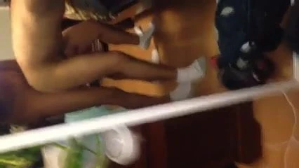 Le meti la verga empinado