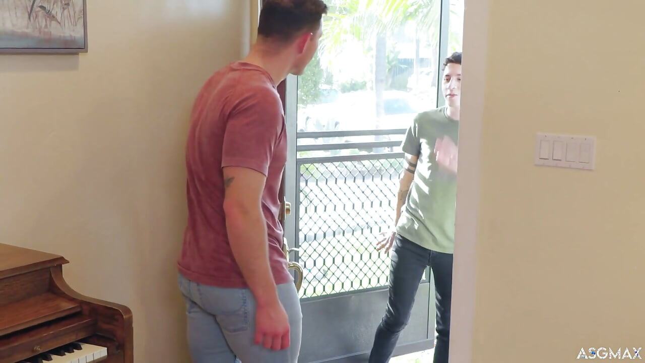 Asgmax - New Roommate Aiden Garcia Fills More Than Just the Bedroom