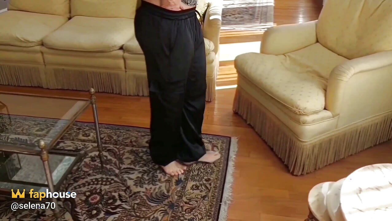 Esposa Rubia Madura Disfruta Del Sexo Vestida 1