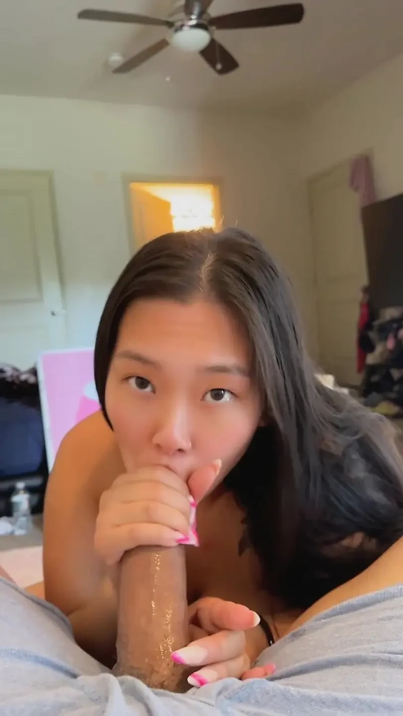 down on my knees giving a blowjob like a good asian slut HUGE CUMSHOT IN MOUTH