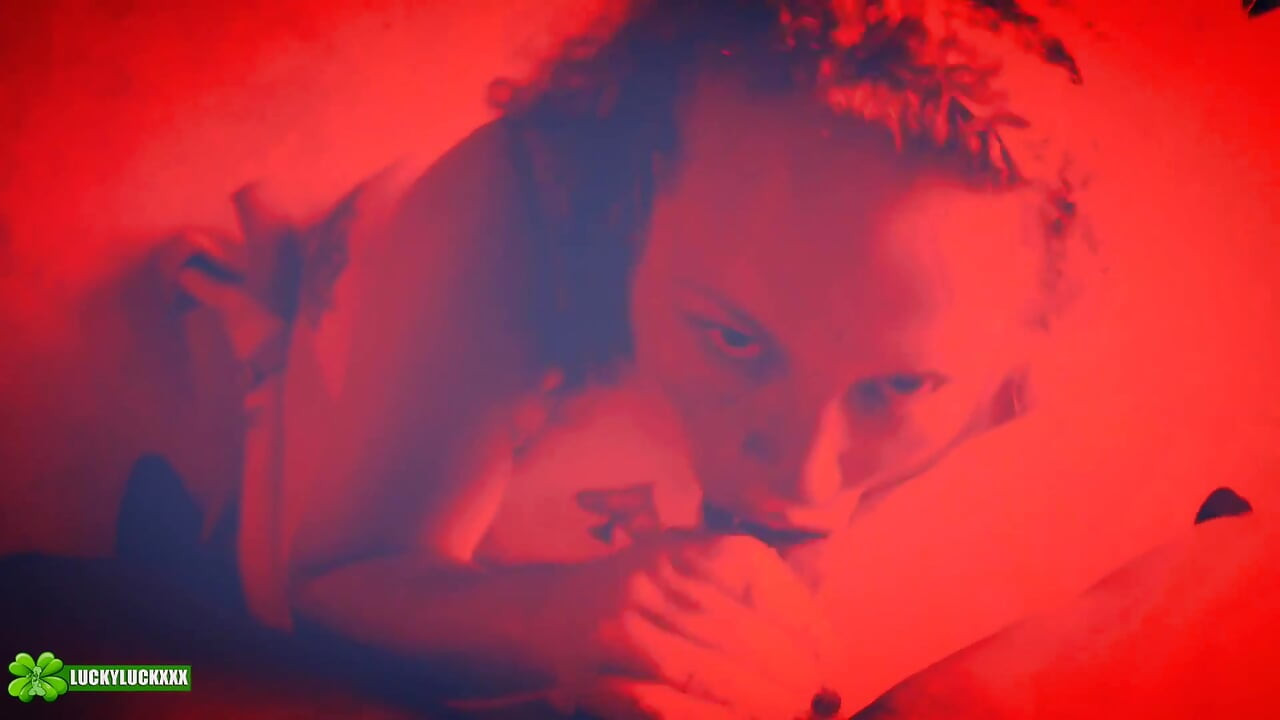 Lucky Gurl Kween Bunny B - Red Light Special POV Blowjob and Throat Fuck