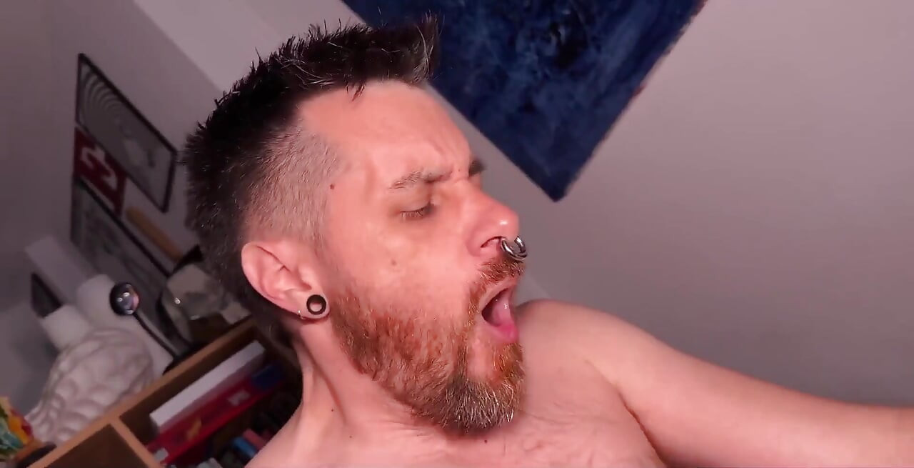 2 Loads 1 Boy Pussy
