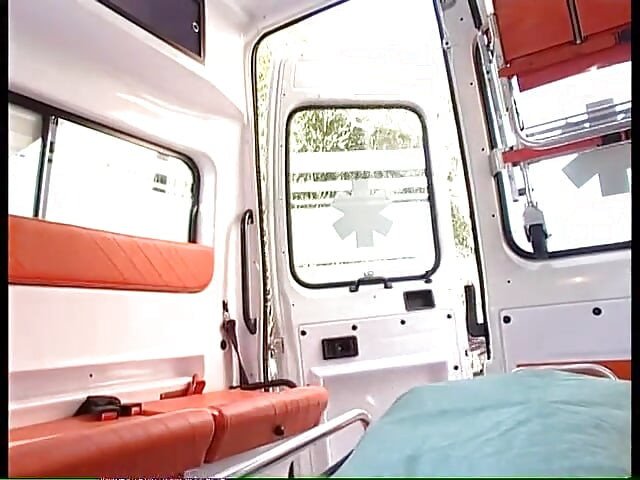 Jessica Rizzo la doctora sucia buscando polla!