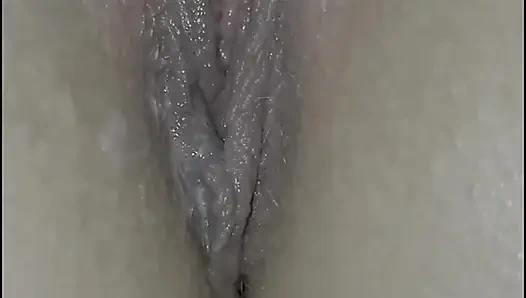 Fışkırtmalı evli kadın