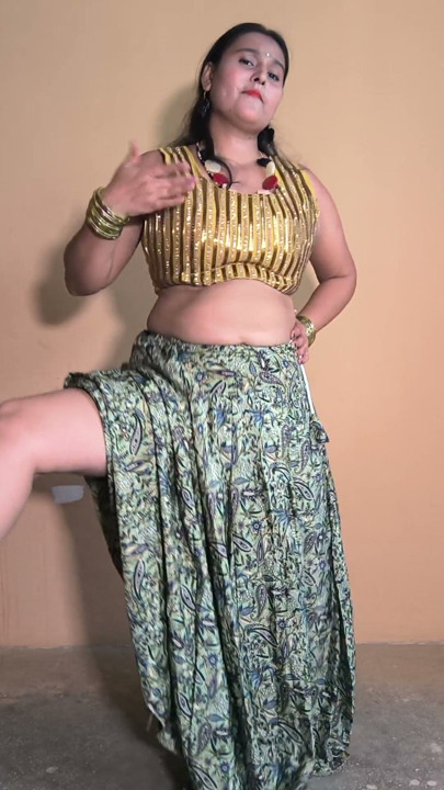 Desi bhojpuri nude dance 🩰 | Clip 1