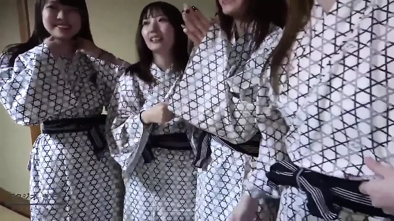 Asian Angel 18737