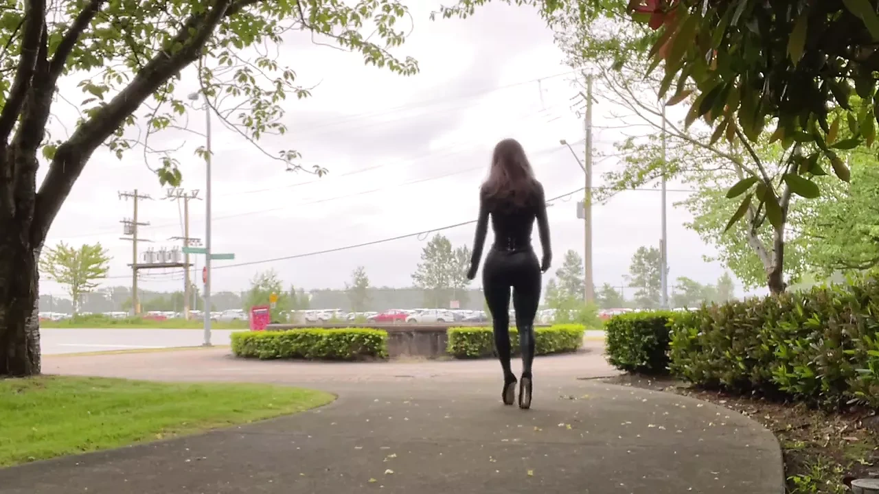 Latex doll wandering in the rain p.2