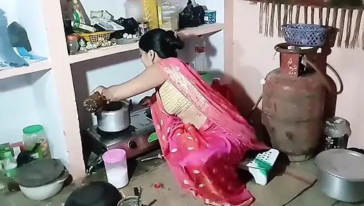 Lund ki bhukhi mother-in-law ko ghodi bana ke choda - Indian big boobs mylf taboo with hindi dirty talking