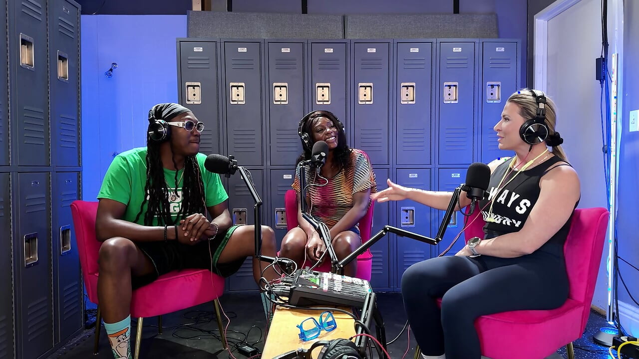 Ariel Interviews  Paris Love and Sable OnSet About Their Recent Match
