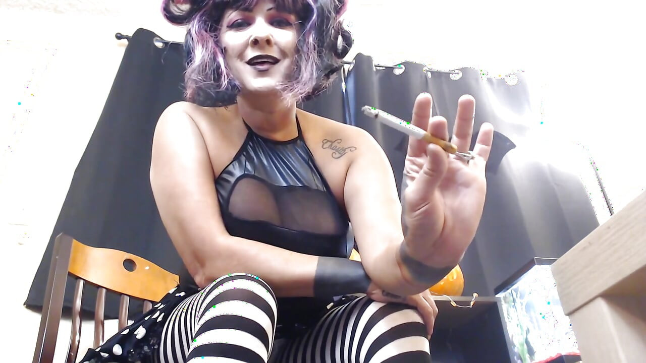 Tongue sizzling smoke slave