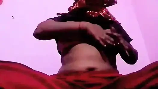 Dudh masaj karte hue bur mein baigan Dal liya