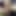 Azgın Faslı orta yaşlı seksi kadın masada kendini parmaklıyor