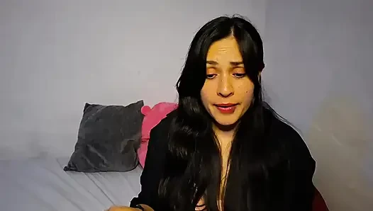 ASMR Roleplay Tu NOVIA te CUIDA